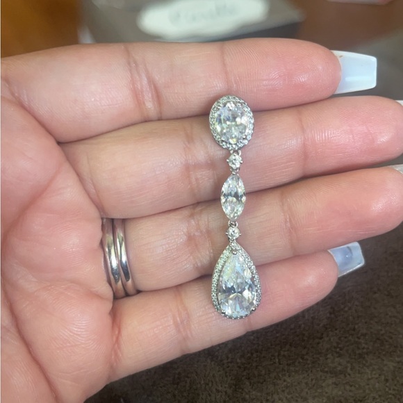 Eliot Danori Oval Crystal Drop Earrings - Picture 3 of 8